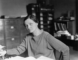 Cecilia Payne-Gaposchkin height profile photo