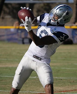 Cedrick Wilson Jr. height profile photo