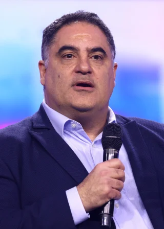 Cenk Uygur height profile photo