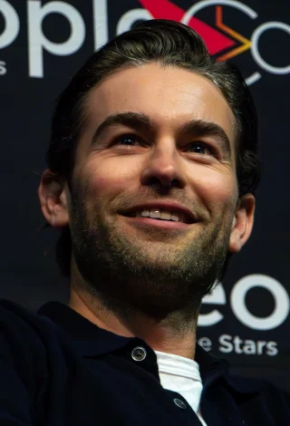 Chace Crawford height profile photo
