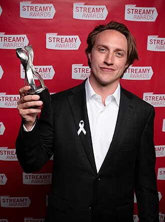 Chad Hurley height profile photo