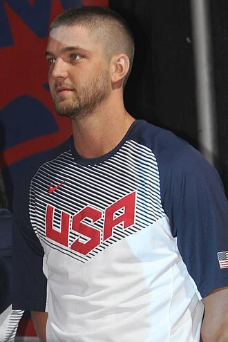 Chandler Parsons height profile photo