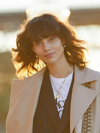 Charlee Fraser height profile photo