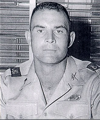 Charles Alvin Beckwith height profile photo