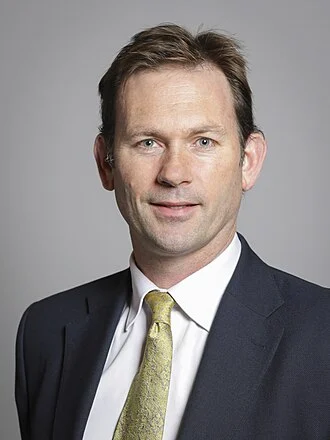 Charles Courtenay, 19th Earl of Devon height profile photo