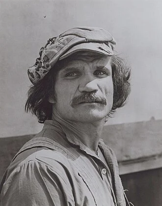 Charles Dierkop height profile photo
