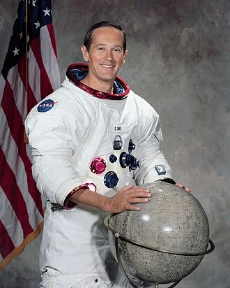 Charles Duke height profile photo