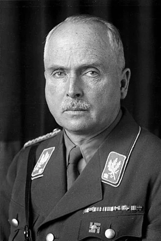 Charles Edward, Duke of Saxe-Coburg and Gotha height profile photo