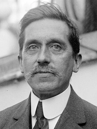Charles Fabry height profile photo