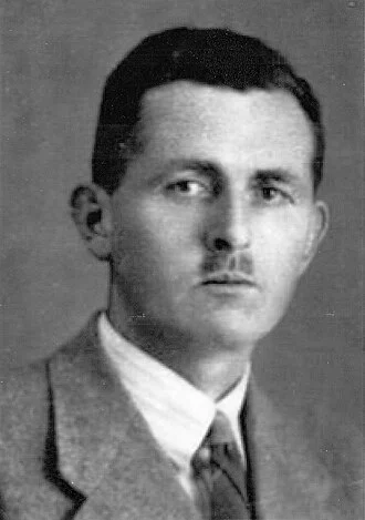 Charles Fraser-Smith height profile photo