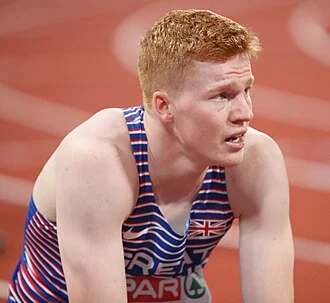 Charlie Dobson height profile photo