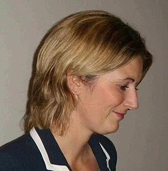 Charlotte Edwards height profile photo