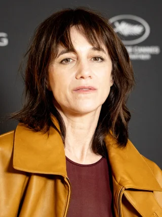 Charlotte Gainsbourg height profile photo