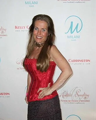 Charlotte Laws height profile photo