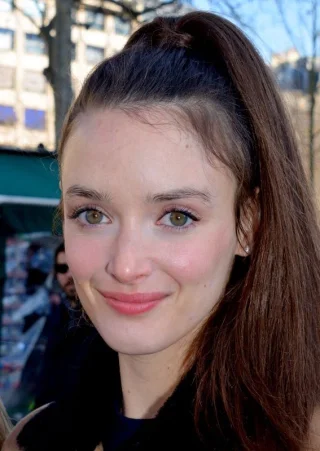 Charlotte Le Bon height profile photo