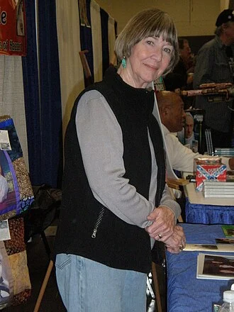 Charlotte Stewart height profile photo