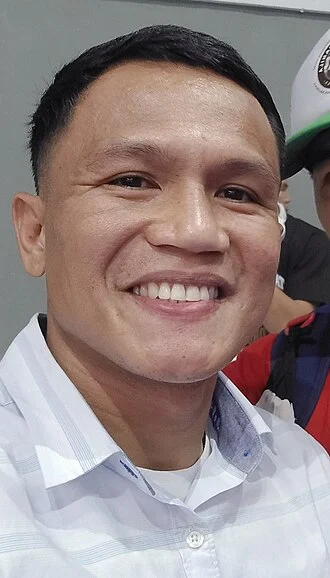 Charly Suarez height profile photo