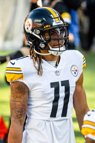 Chase Claypool height profile photo