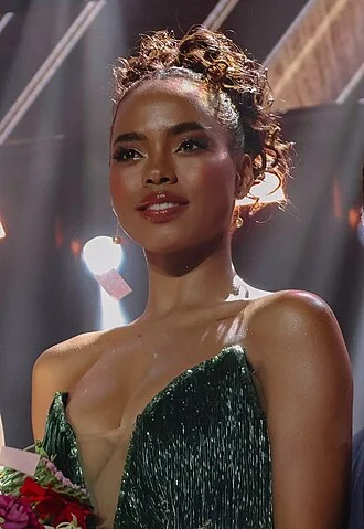 Chelsea Manalo height profile photo