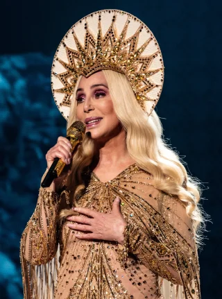 Cher height profile photo