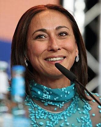 Cherie Gil height profile photo