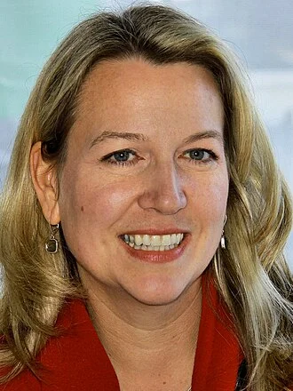 Cheryl Strayed height profile photo