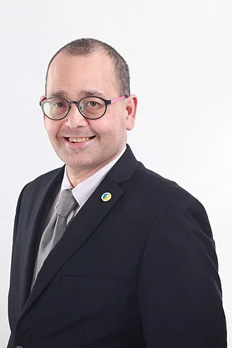 Chito Gascon height profile photo