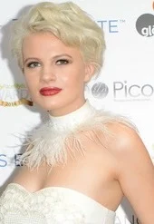 Chloe Jasmine height profile photo