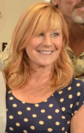 Chloe Webb height profile photo
