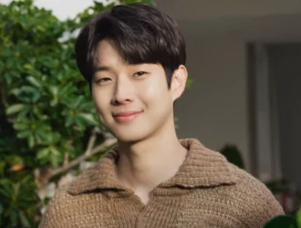 Choi Woo-shik height profile photo