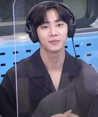 Choo Young-woo height profile photo