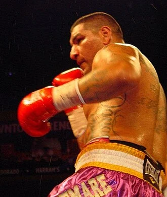 Chris Arreola height profile photo