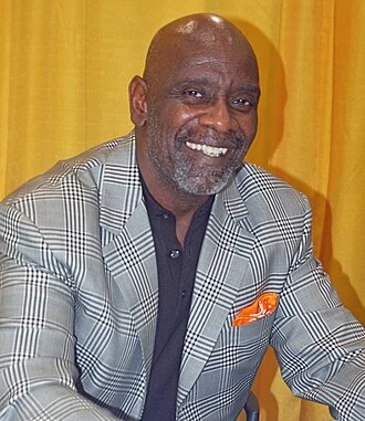 Chris Gardner height profile photo