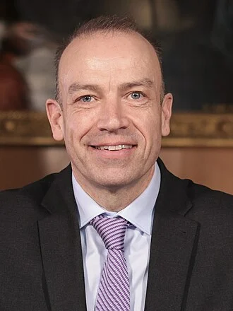 Chris Heaton-Harris height profile photo