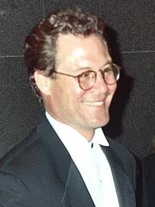 Chris Lemmon height profile photo
