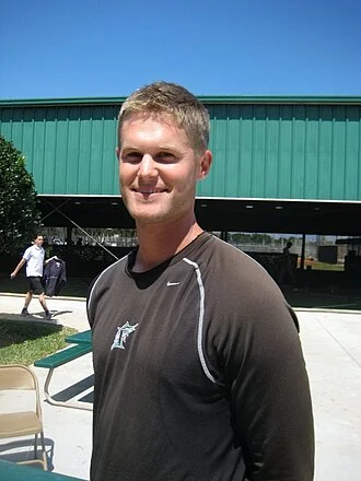 Chris Leroux height profile photo
