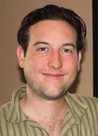 Chris Marquette height profile photo