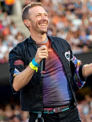 Chris Martin height profile photo