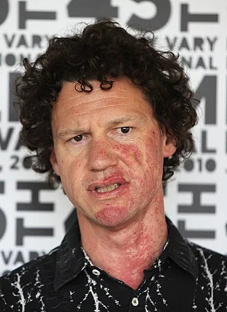 Chris Morris (satirist) height profile photo
