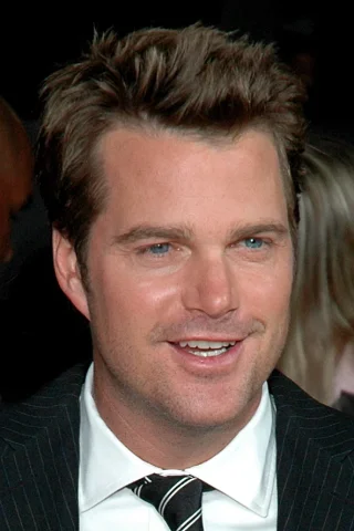 Chris O'Donnell height profile photo