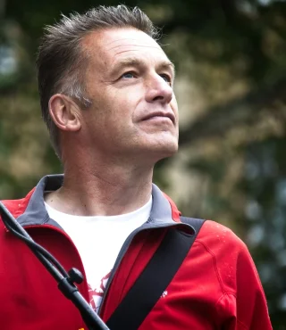 Chris Packham height profile photo