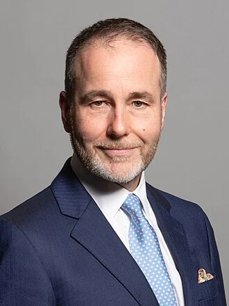 Chris Pincher height profile photo
