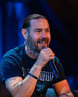 Chris Pontius height profile photo