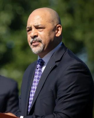 Chris Rabb height profile photo