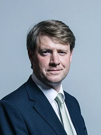 Chris Skidmore height profile photo