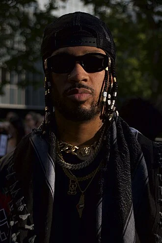 Chris Smalls height profile photo
