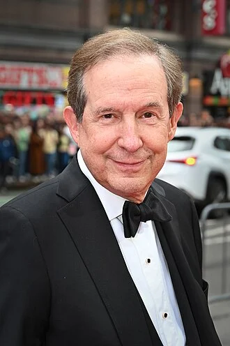 Chris Wallace height profile photo