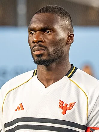 Christian Benteke height profile photo