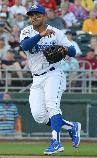 Christian Colón height profile photo