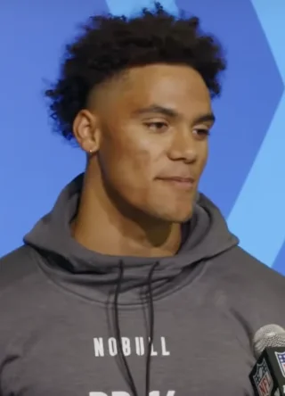 Christian Gonzalez height profile photo